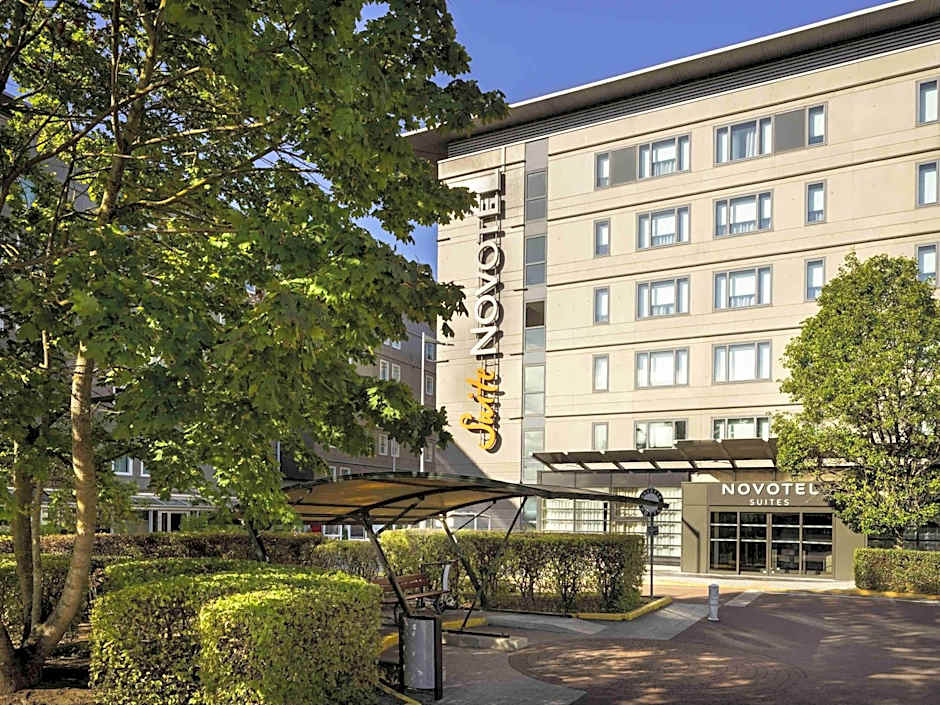 Novotel Suites Paris CDG Airport Villepinte