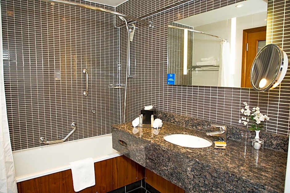 Best Western Plus Moat House Reading