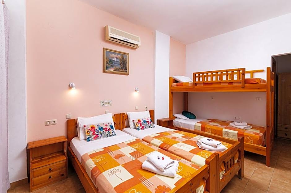 Eva Marina Hotel