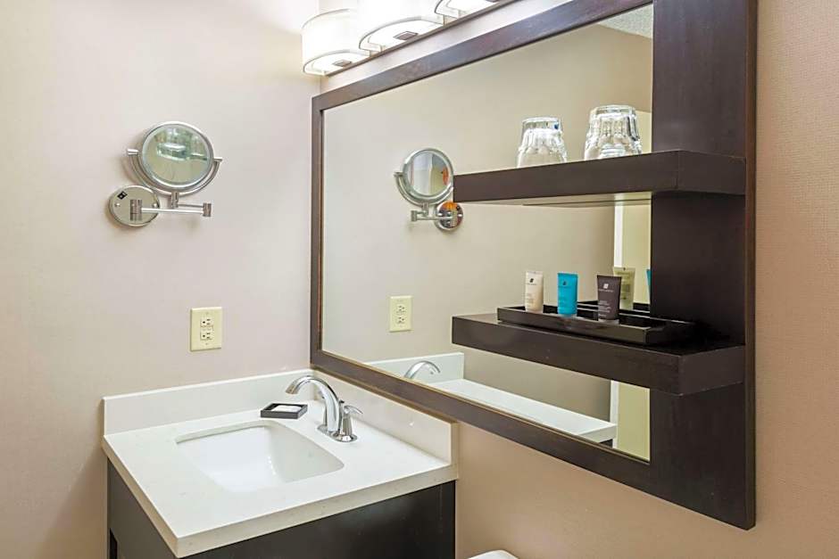 Sonesta Atlanta Airport North