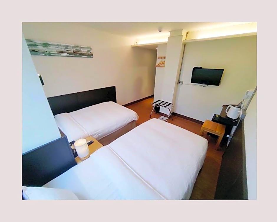 Cloud Haku Cozy Inn