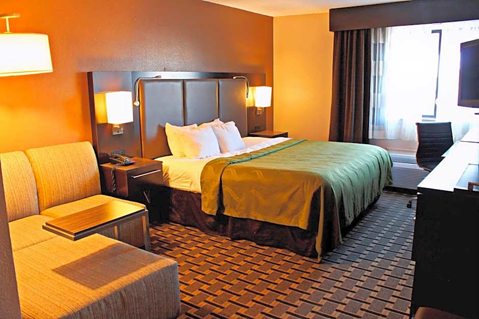 Quality Inn And Suites Romulus