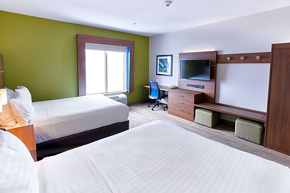 Holiday Inn Express Hotel & Suites Dieppe Airport