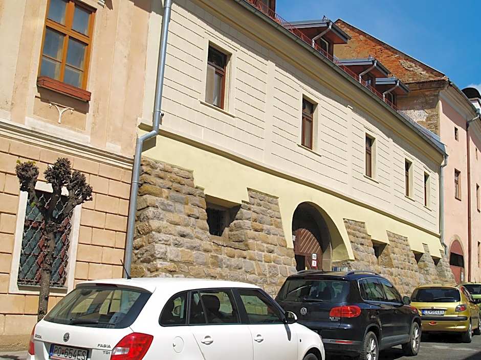 APARTMÁNY LEVOČA self check in