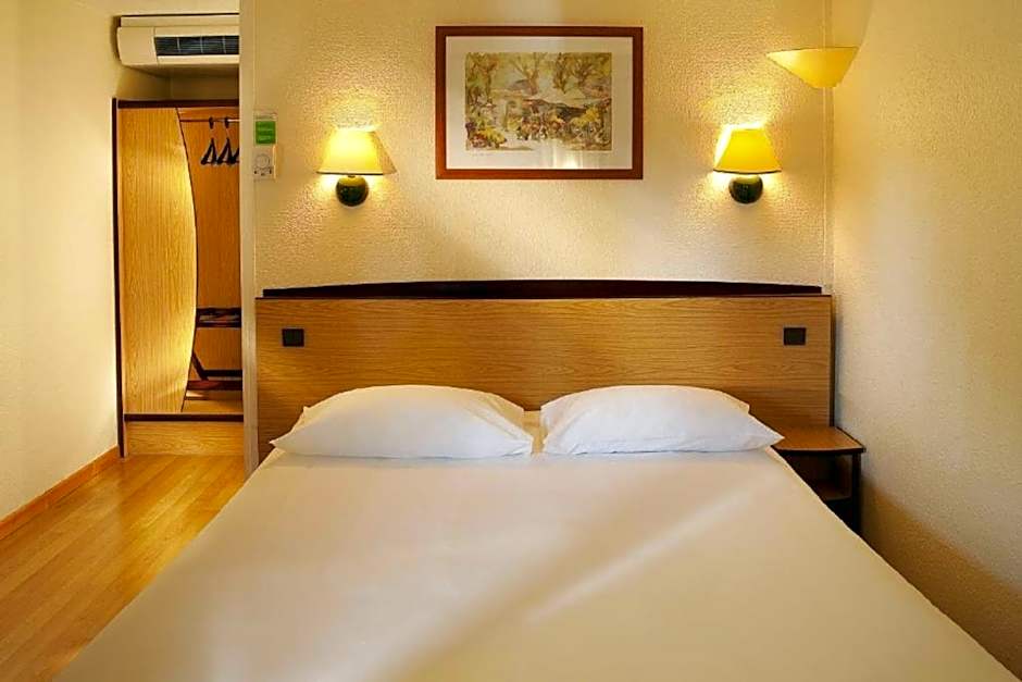 Junior 1 Double Bed — 4 fotoğraftan 1. fotoğraf