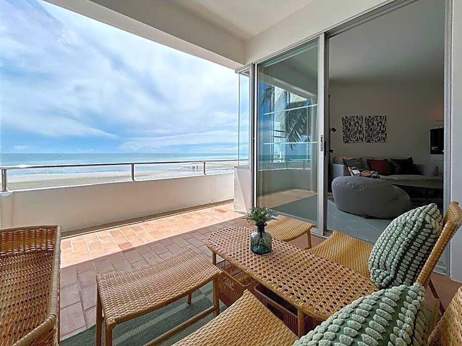 Seaview 2 bed in the heart of Hua Hin - BP2