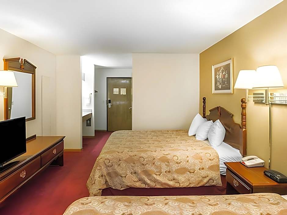 Rodeway Inn Cedar Rapids Westdale