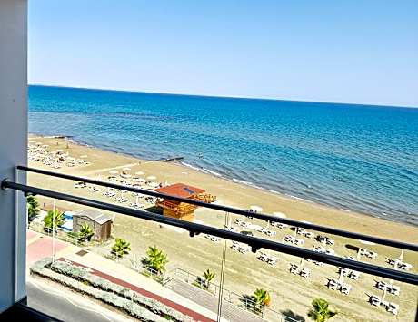 Grand Executive Suite with Sea View