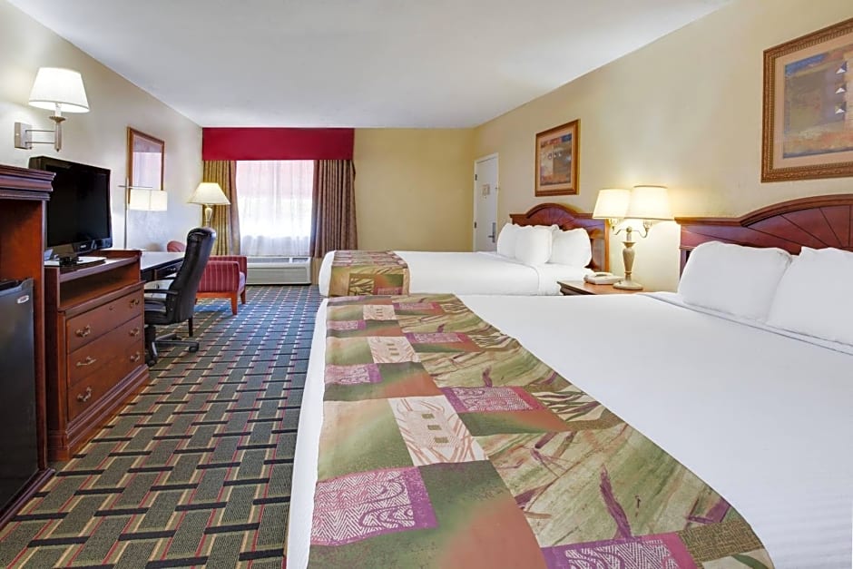 Baymont by Wyndham Lake City