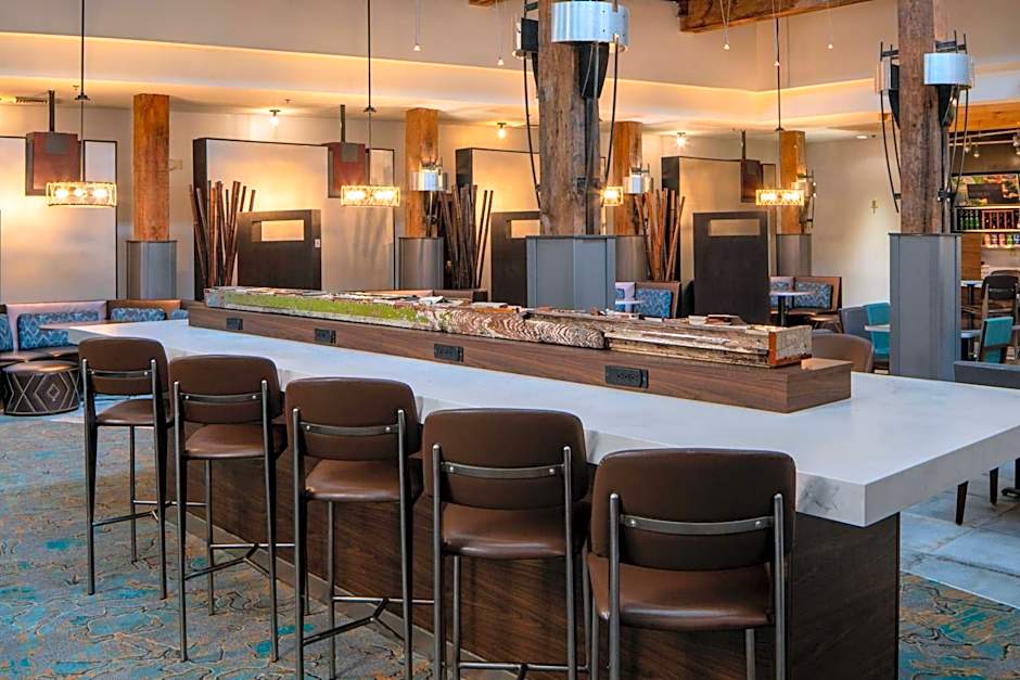 Courtyard by Marriott New Orleans Warehouse Arts District