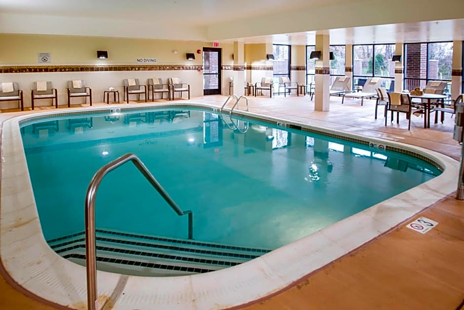 Courtyard by Marriott Largo Medical Center Drive