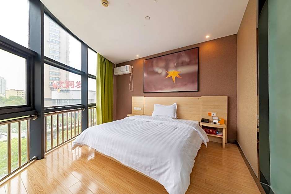 7 Days Inn Dongtai Honglan Road RT-Mart