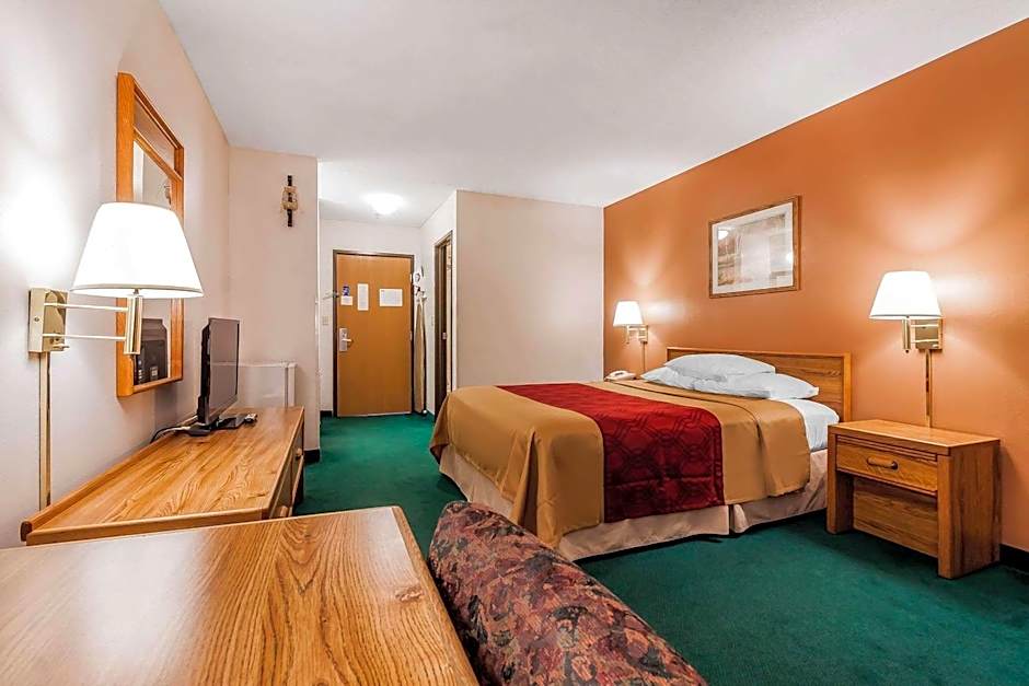 Rodeway Inn Holdrege