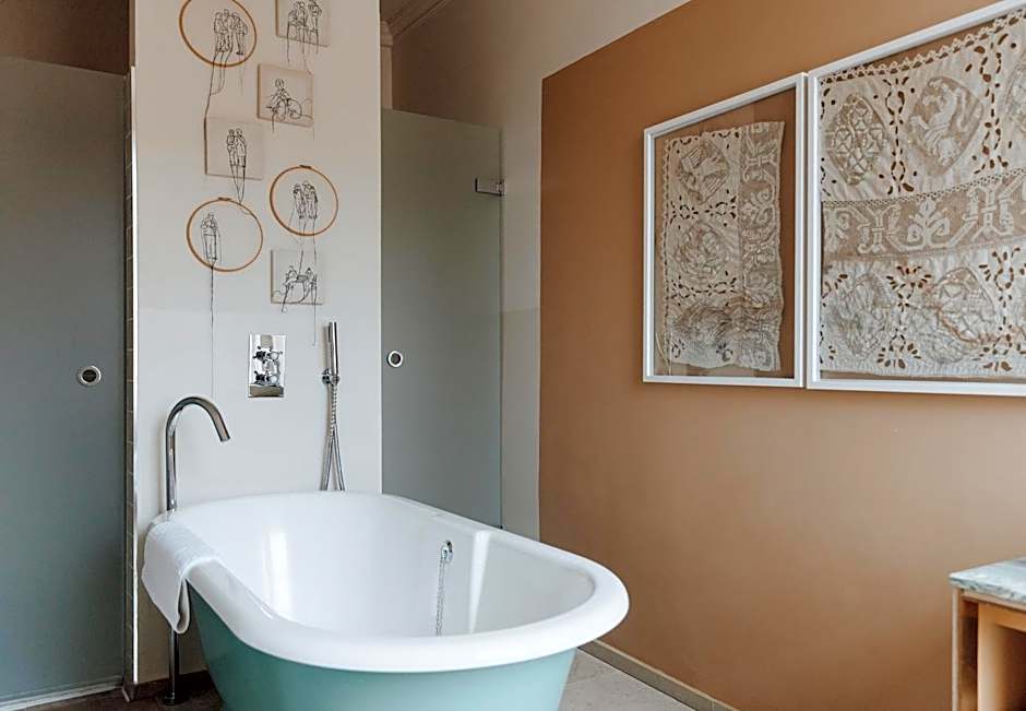 No 15 by GuestHouse, Bath