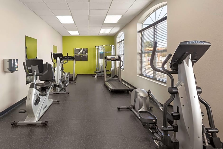 Country Inn & Suites by Radisson, Port Canaveral, FL