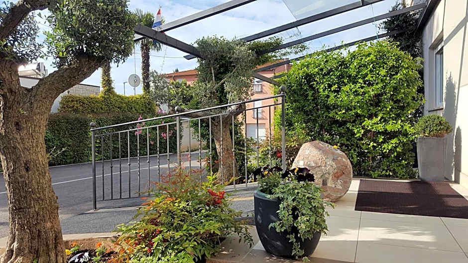 Residence Villa Karda