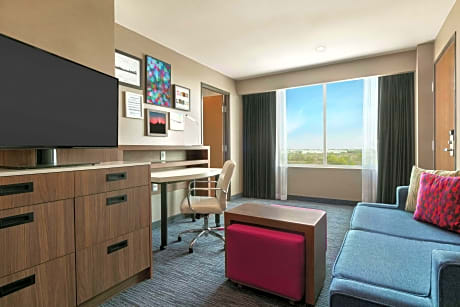 1 King Bed 1 Bedroom Suite Nonsmoking