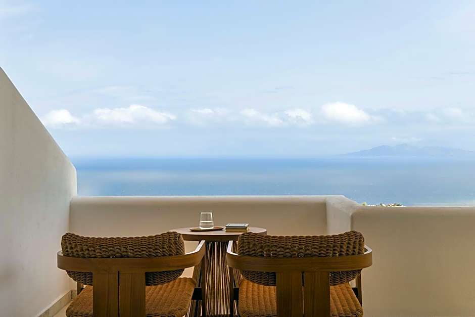 NĒRO Boutique Hotel