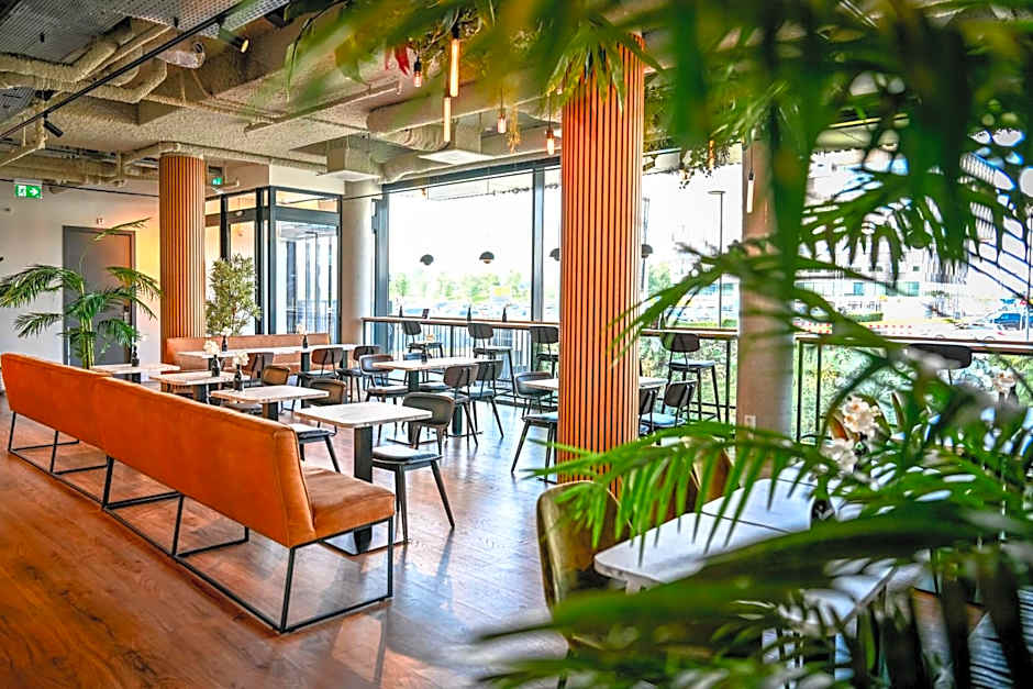 Fletcher Hotel Rotterdam-Airport