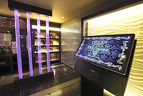 Hotel L'eclair (Adult Only)