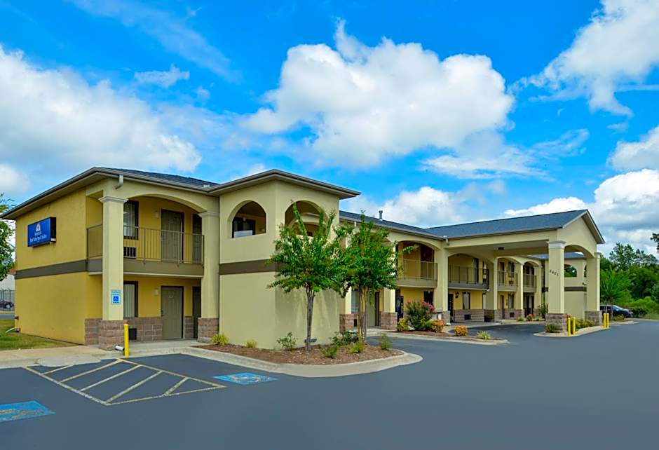 Americas Best Value Inn & Suites University Ave