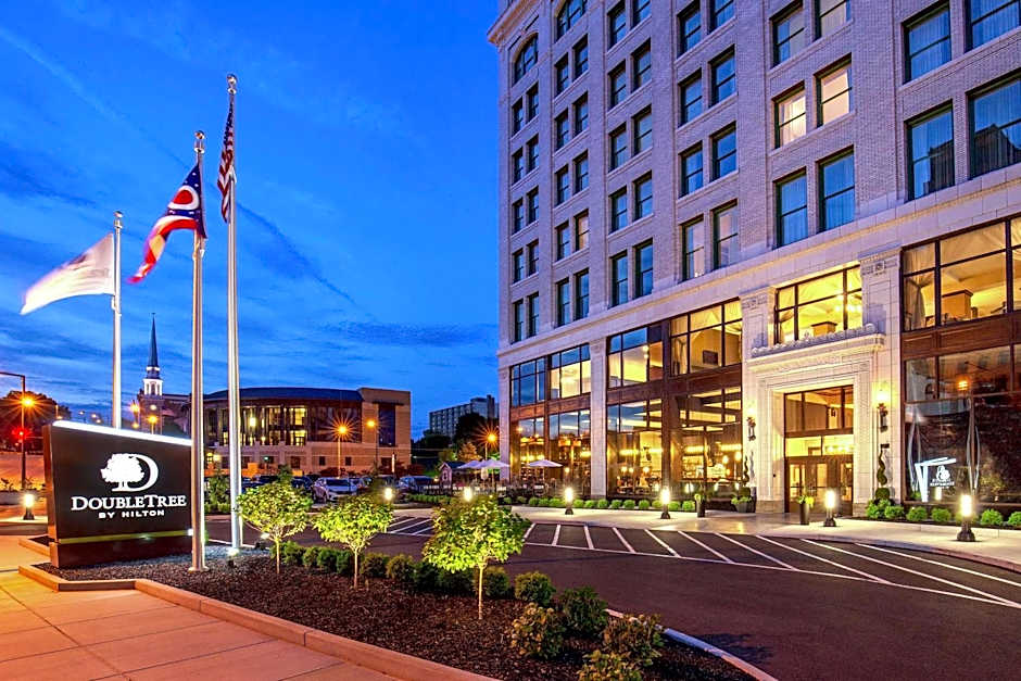 DoubleTree By Hilton Youngstown Downtown