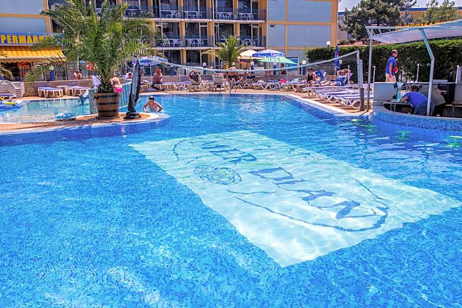 Smartline Meridian Hotel