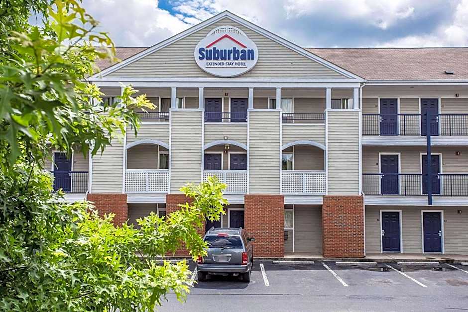 Suburban Studios Charlotte - Ballantyne