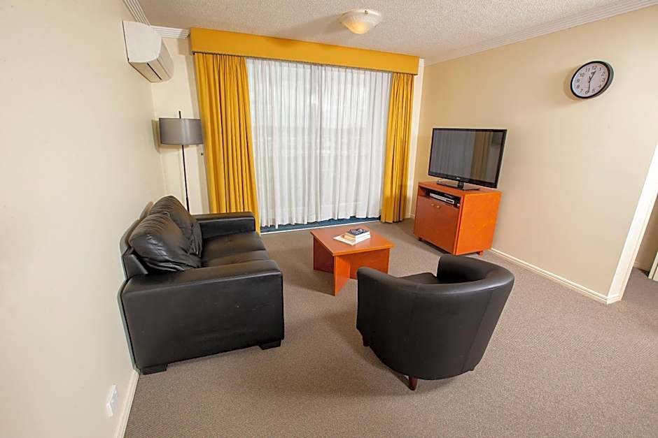 Springwood Tower Apartment Hotel