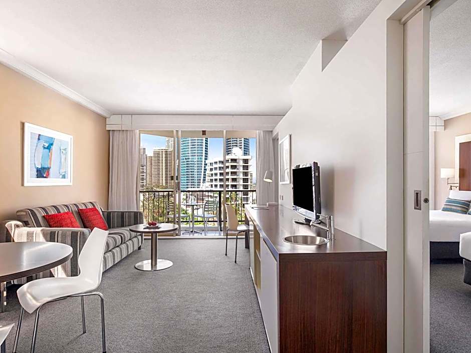 Mantra on View Hotel