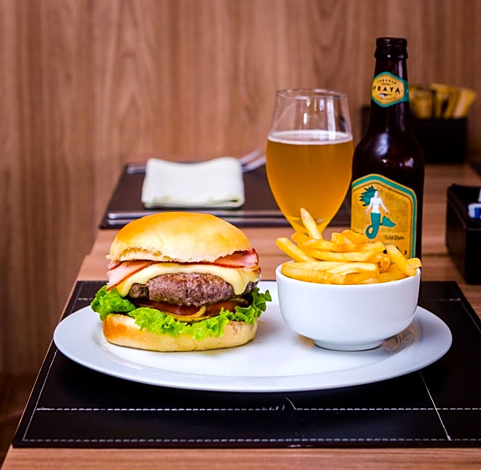 Ritz Copacabana Hotel