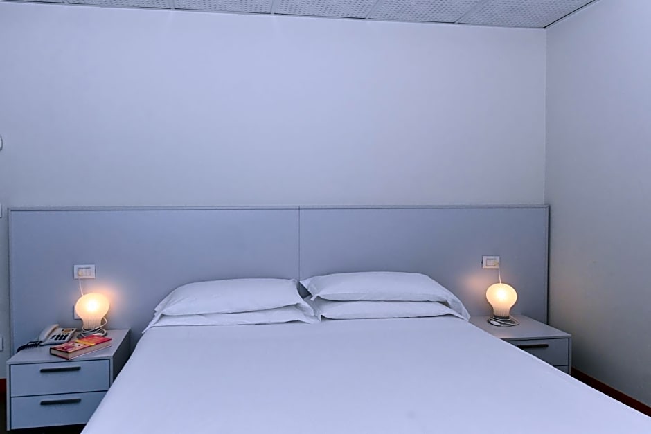 Hotel Eden