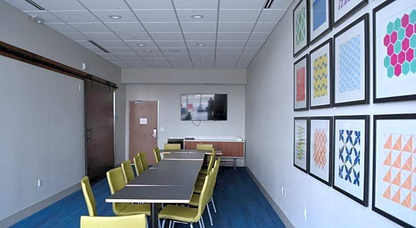 Holiday Inn Express And Suites Liberal By IHG