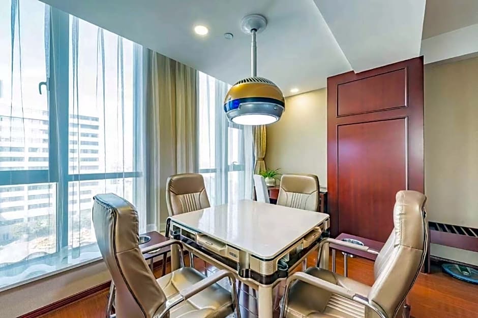 Ramada Plaza by Wyndham Yangzhou Downtown