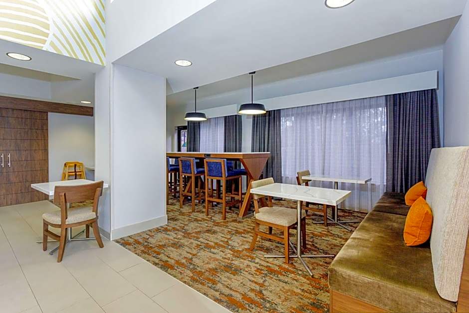 Hampton Inn By Hilton Jacksonville-I-95 Central
