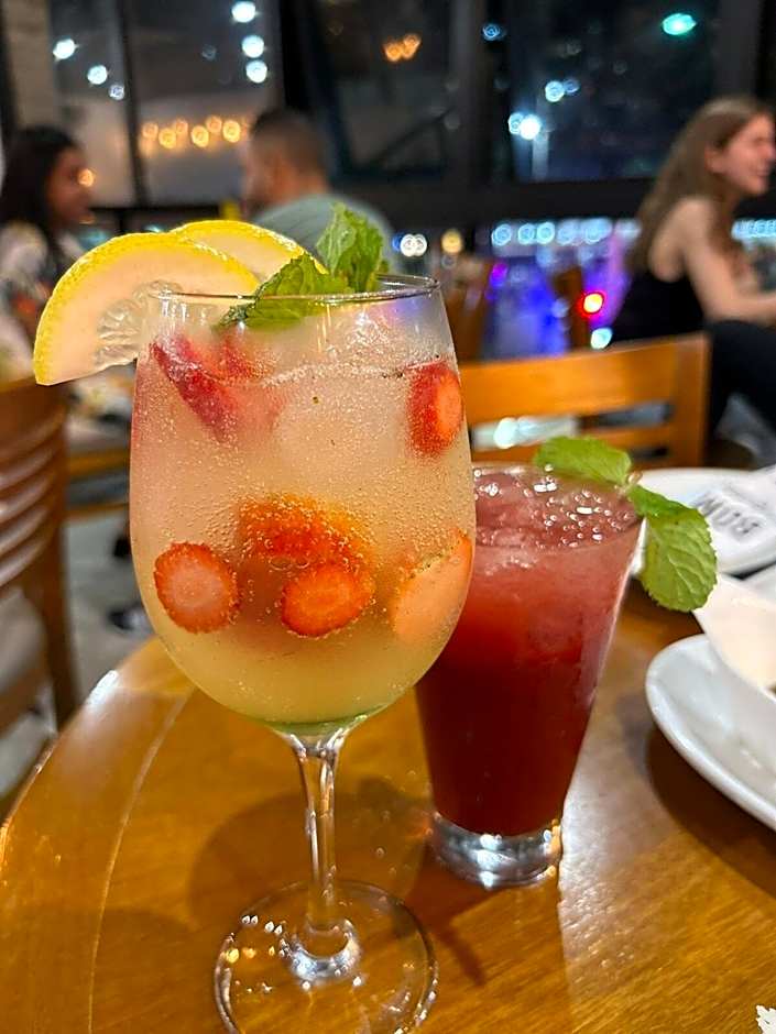 0053 - Refúgio Exclusivo na Praia Grande