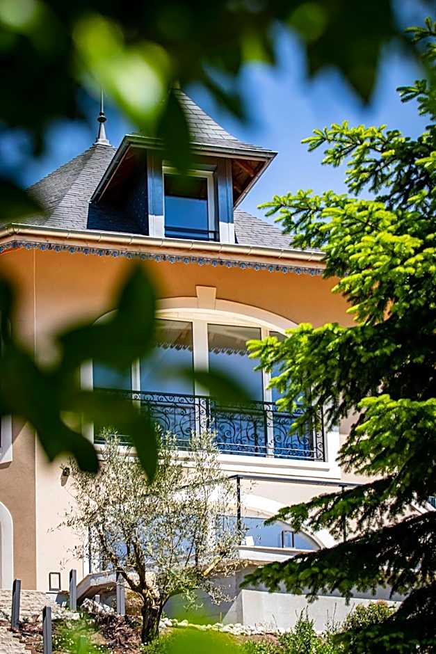 Hotel L'Incomparable by Les Etincelles