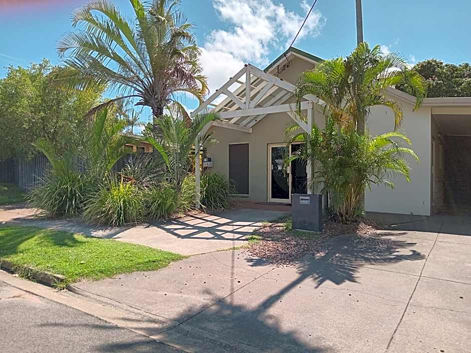 Flashpackers Hervey Bay Hostel