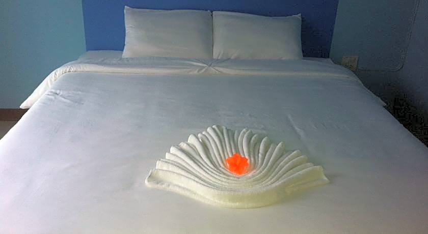 Baan Chom Jan Suan Phung