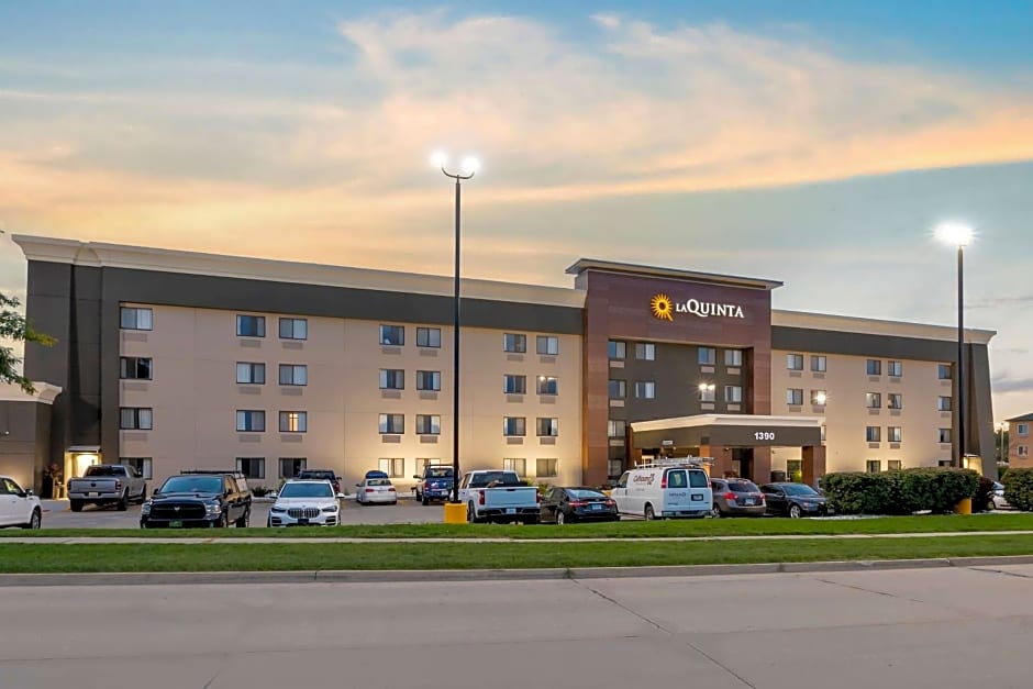 La Quinta Inn & Suites by Wyndham Des Moines West Clive
