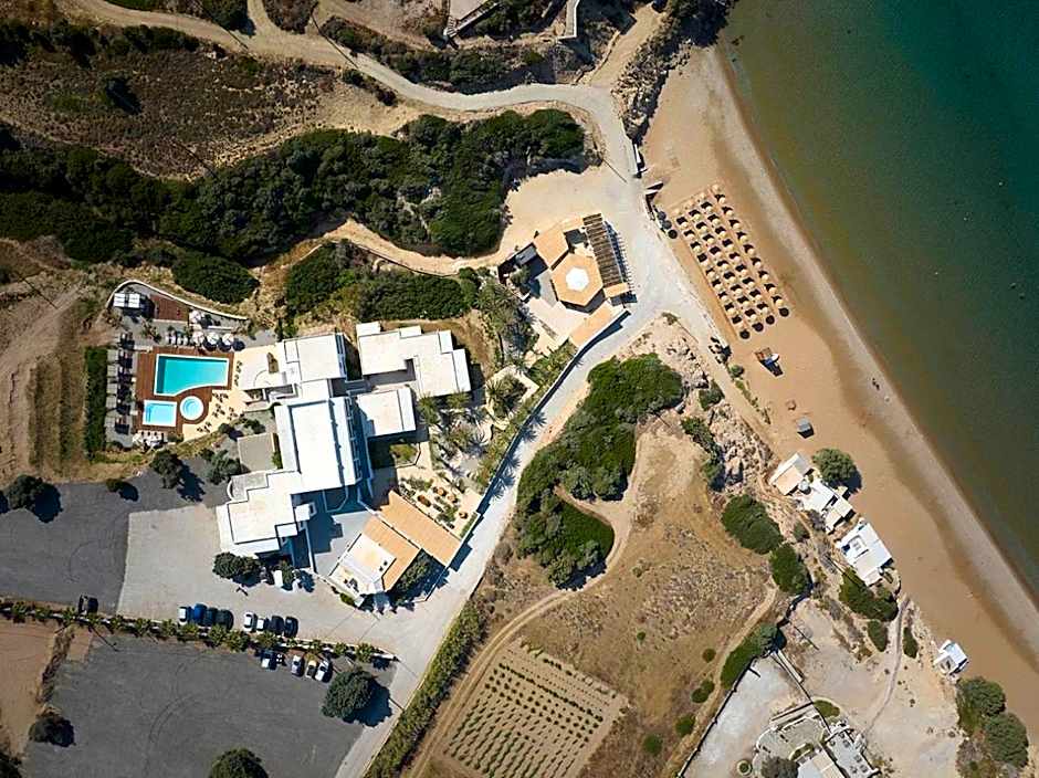 Golden Milos Beach Ηouse by Domotel