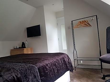 Apple Tree Place B&B