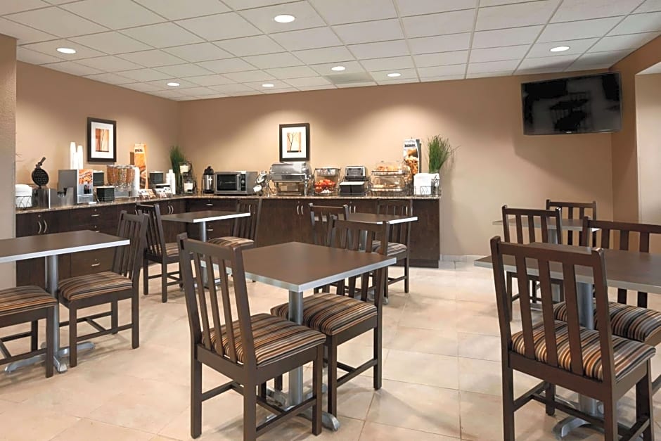 Microtel Inn & Suites by Wyndham St Clairsville/Wheeling