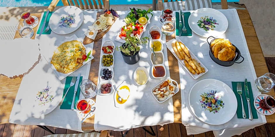 PROVENCE MANSİON ALAÇATI