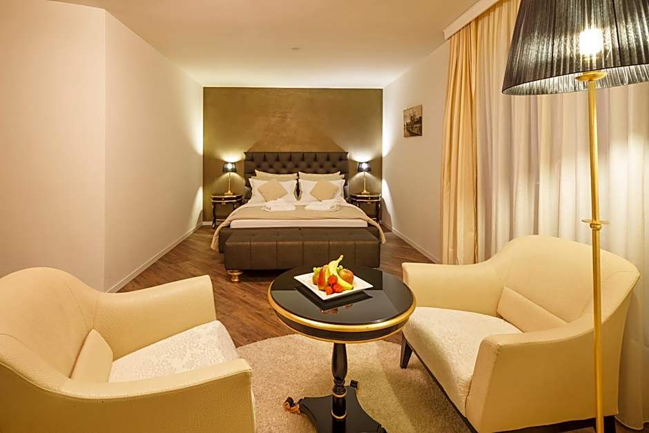 Business Hotel First