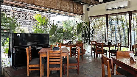 The Ten Suites