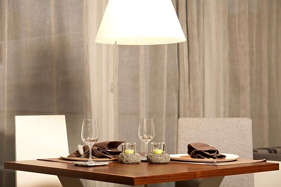 Hidalgo Suites