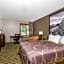 Super 8 by Wyndham St. Cloud