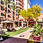 Renaissance® Phoenix Glendale Hotel & Conference Center