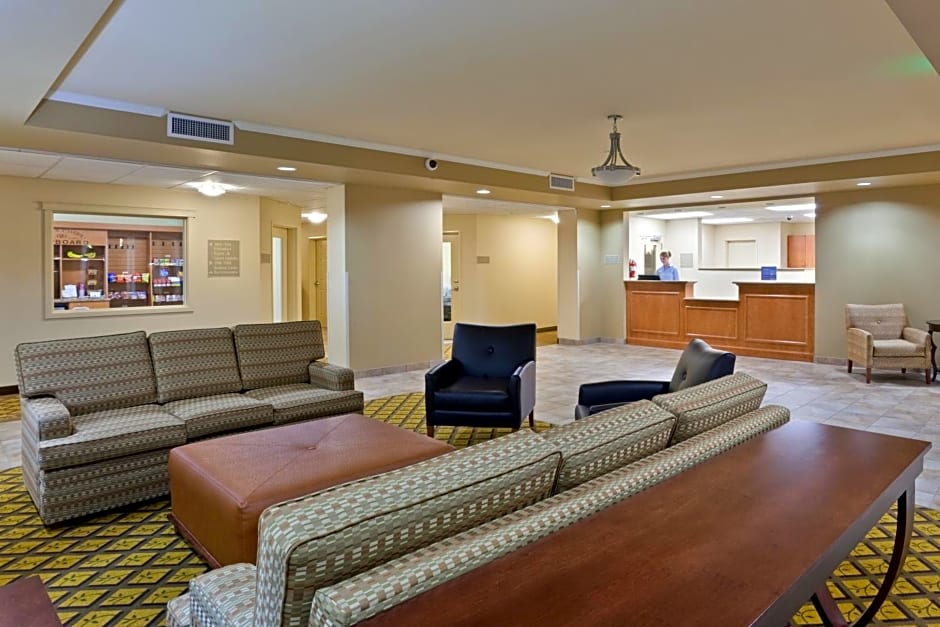 Candlewood Suites Lakewood – Lakewood, WA